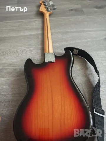 Fender Mustang short scale НОВ!, снимка 4 - Китари - 56152428