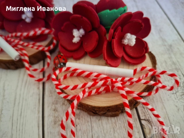 Мартеници на дървени шайбички/кошнички, снимка 5 - Ръчно изработени сувенири - 34237664