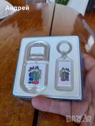 Стари сувенири,ключодържател,отварачка, снимка 2 - Други ценни предмети - 41797590