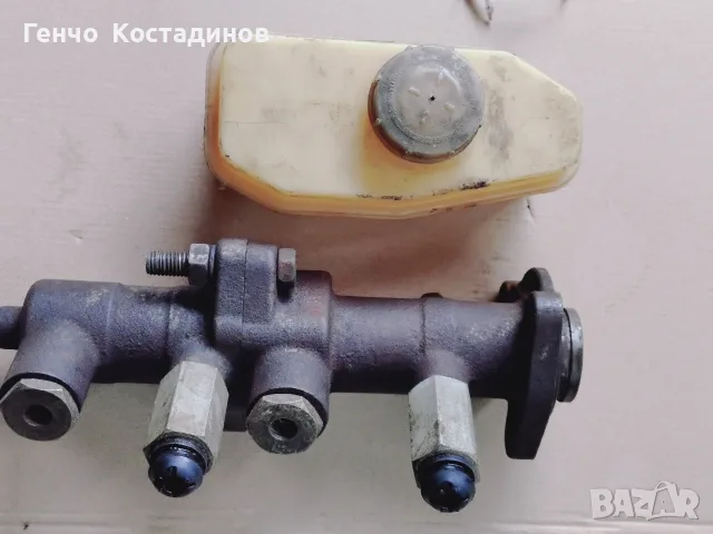 Продавам спирачна помпа за ГАЗ - 66 Виетнамка