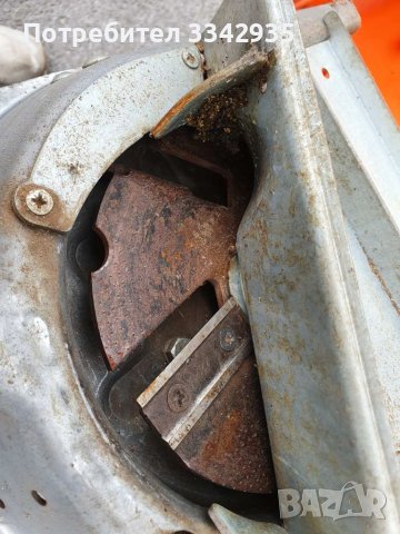 Немска дробилка за клони , снимка 3 - Други машини и части - 40326006