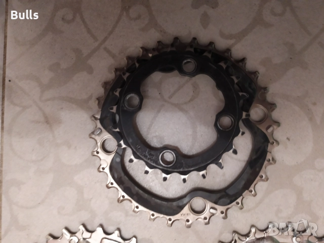 Подарявам различни плочи