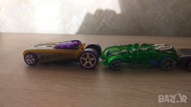 Комплект от 5 метални колички, снимка 3 - Коли, камиони, мотори, писти - 40136972