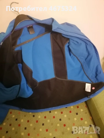 яке Адидас Терекс размер Л , снимка 4 - Спортни дрехи, екипи - 53227586