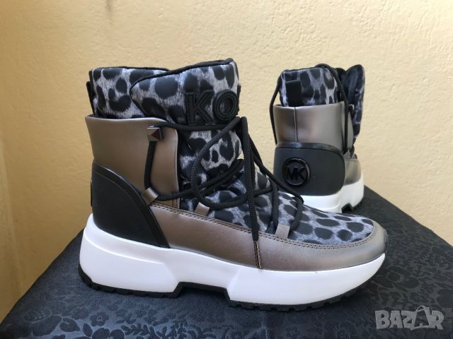 MICHAEL KORS Cassia animal print booties 