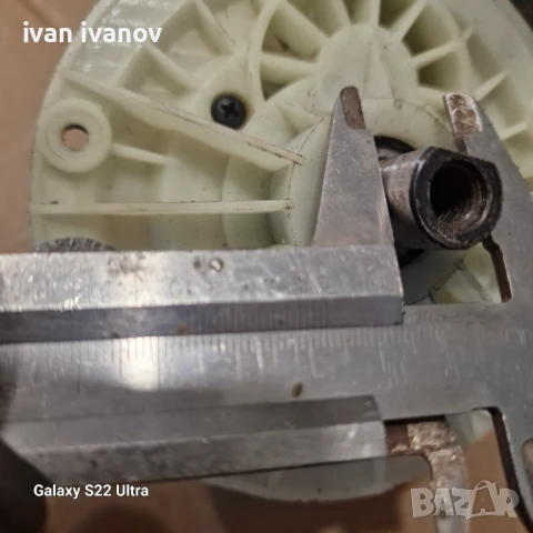 Мощен Безчетков Мотор 40 вл, снимка 18 - Други инструменти - 51309119