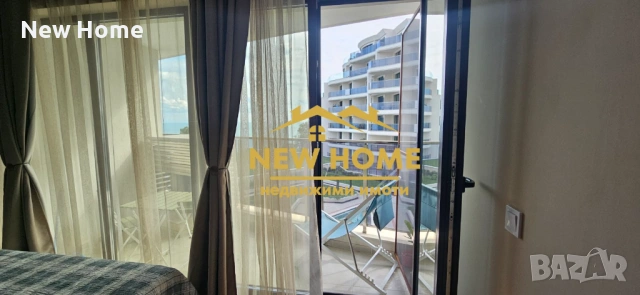 Нескриваема морска панорама. Ален мак. Варна