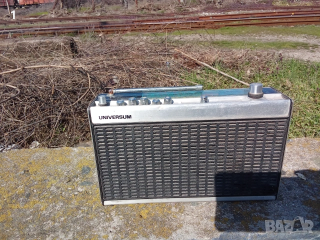 Ретро радио Universum