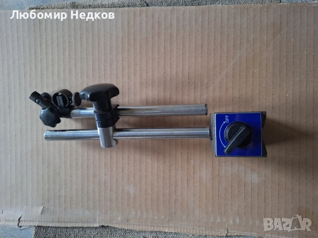 Магнитна стойка индикатор
