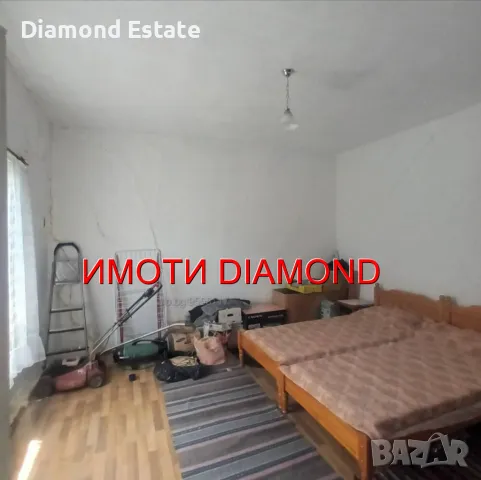 Двуетажна къща в село Татарево общ. Първомай, снимка 7 - Къщи - 47450081