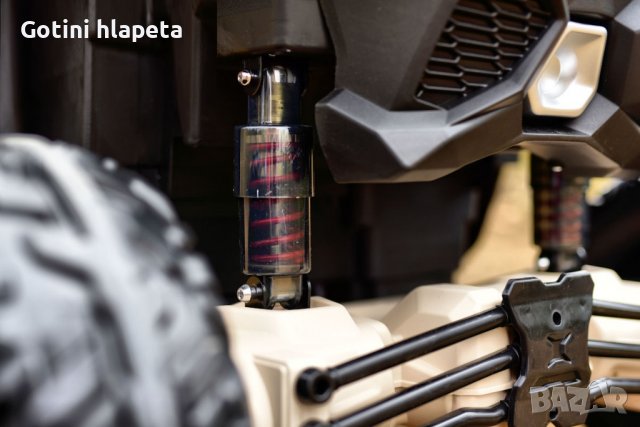 Двуместен джип Can-Am Maverick 4x4 UTV 24v батерия С ДИСТАНЦИОННО, снимка 15 - Детски велосипеди, триколки и коли - 39001345