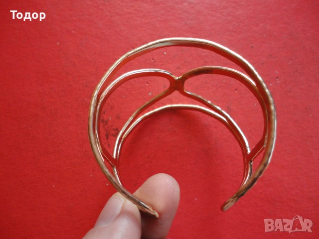 Позлатена твърда гривна , снимка 4 - Гривни - 53045353