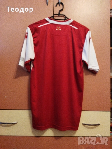 Продавам футболна тениска на ЦСКА от сезон 24-25., снимка 2 - Футбол - 52162148