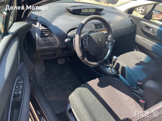 Citroen C4 VTR+, 1.6 HDi 109 кс., автоматик, 233 000 реални километри, 2009 г., перфектно състояние., снимка 7 - Автомобили и джипове - 52257535