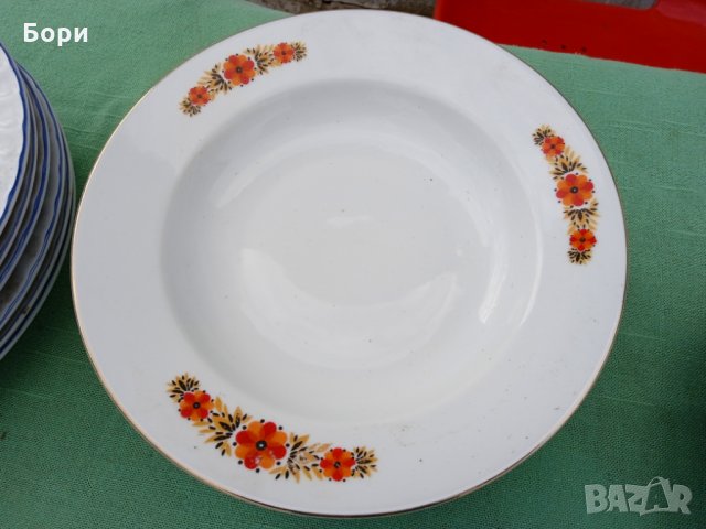 Български порцелан чинии 20 части, снимка 13 - Чинии - 35710967