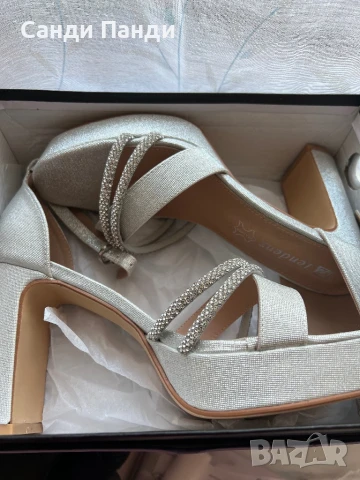 Сребристи обувки с дебел ток/ 37 номер, снимка 1