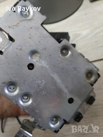 Усилвател антена за Audi A3 , 8P0 035 225 , 8P0035225, снимка 5 - Части - 51311021