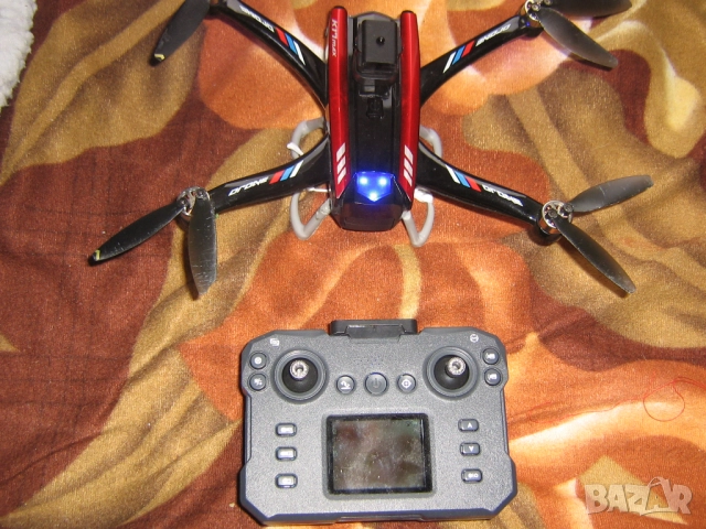 Продавам дрон с монитор на дистанционното 15е