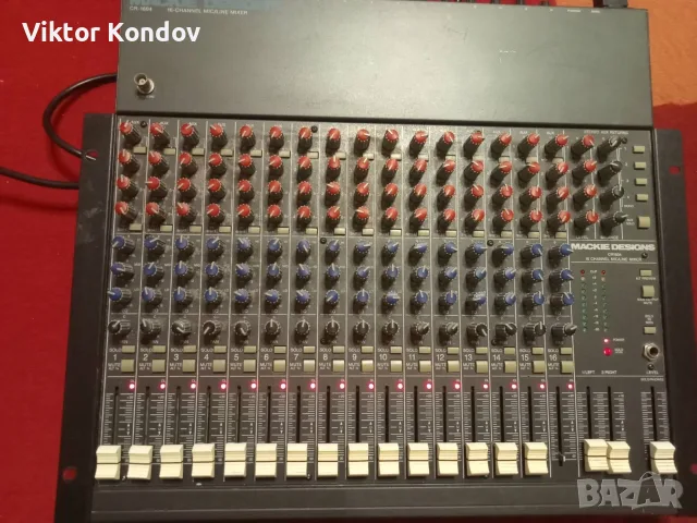Mackie CR-1604 – 16-канален аналогов миксер