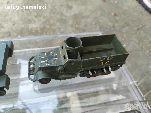Лот стари/ колекционерски/военни колички/играчки, снимка 7 - Колекции - 55974605