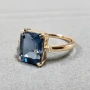 Елегантен златен пръстен със синя изтънченост нов, снимка 7