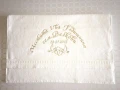 ХАВЛИЯ с БРОДЕРИЯ КЪРПИ Бродирани ПОДАРЪЦИ за кумове кръстници рожден имен ден сватба друг повод, снимка 2