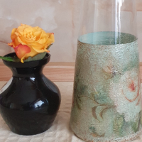  Стъклена ваза винтидж стил, ръчно декорирана с декупаж, снимка 4 - Вази - 44679516