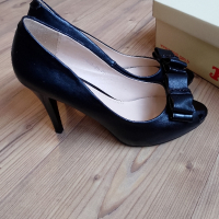 Дамски черни официални обувки на висок ток , снимка 3 - Дамски обувки на ток - 44756417