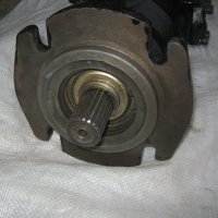 хидромотор, снимка 2 - Резервни части за машини - 34832080