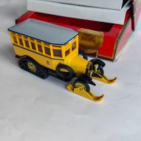 Matchbox MOY Y-16 '23 Scania-Vabis Post Bus Мачбокс Пощенски Автобус Скания Вабис Олдтаймер Нов, снимка 3 - Колекции - 41658831