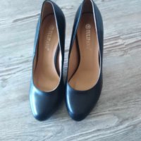 Дамски токчета , снимка 1 - Дамски обувки на ток - 41686619