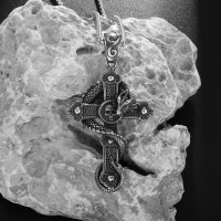 Медальон кръст със змей, снимка 5 - Колиета, медальони, синджири - 39446847