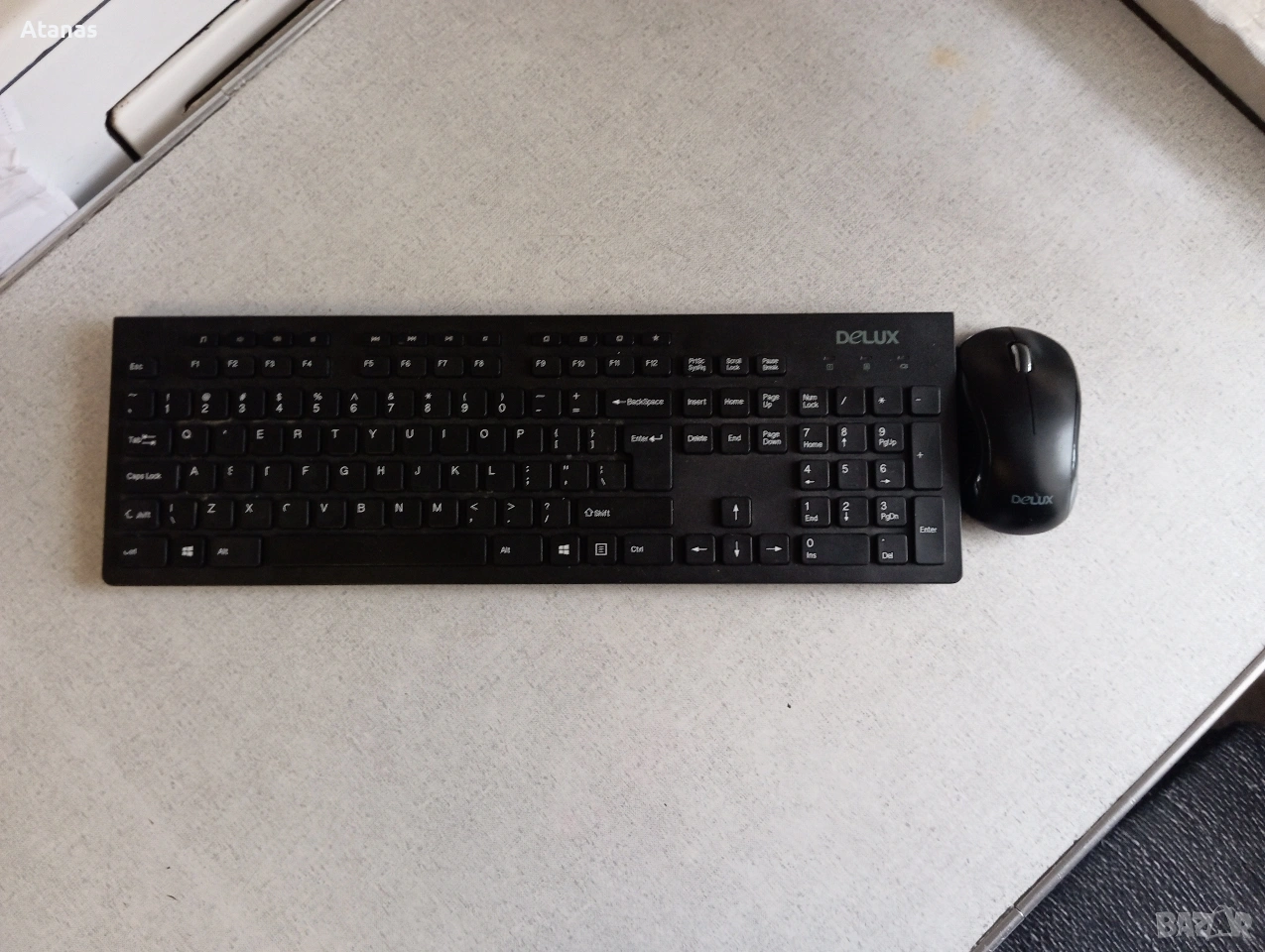 Безжична клавиатура и мишка на Delux, снимка 1