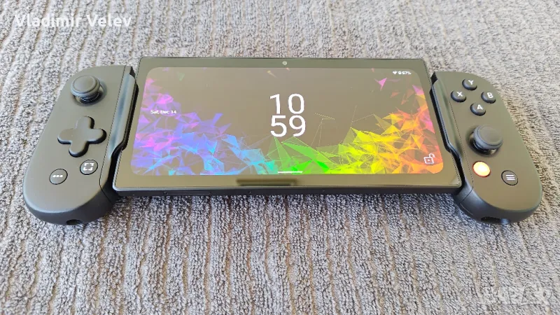 Razer Edge (Android конзола) + BackBone One (2 Gen) контролер (Гаранция), снимка 1