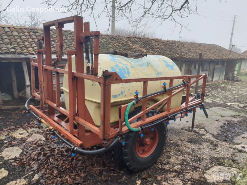 Пръскачка 1500 литра, 12 метра захват, снимка 1