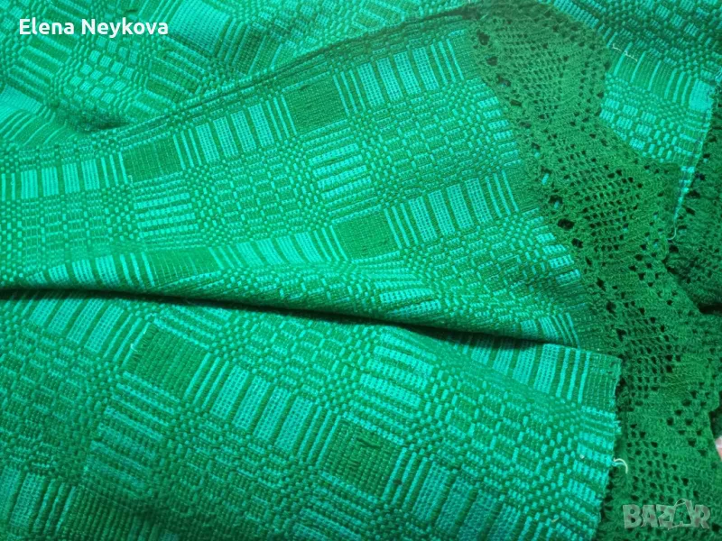 покривка за легло вълнена , снимка 1