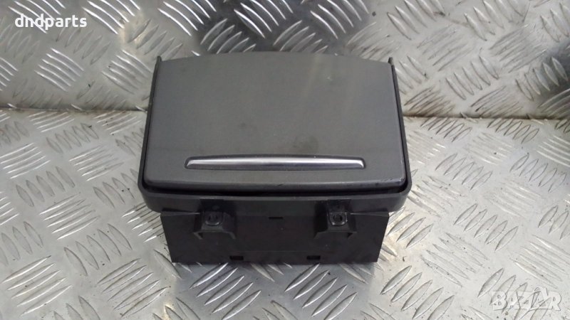 Поставка за чаша Audi A6,2005г., снимка 1