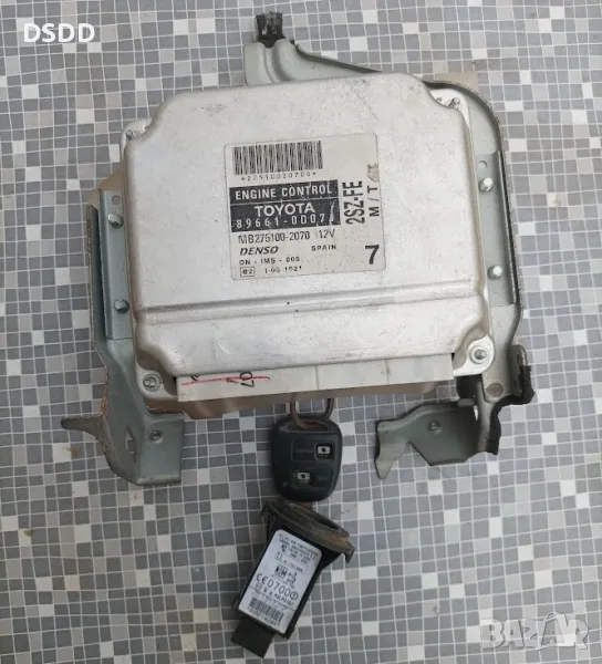 Компютър двигател / ECU 89661-0D071 за Toyota Yaris I 1.3 VVT-i 2SZ-FE, снимка 1