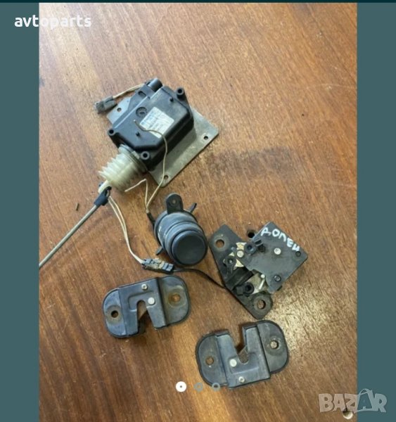 Range rover p38 брави и механизми долен багажник, снимка 1