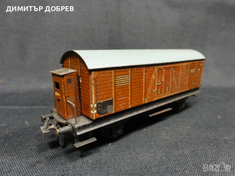 СТАРА РЕТРО МЕТАЛНА ИГРАЧКА ТОВАРЕН ВАГОН TRIX HO 1/87, снимка 1