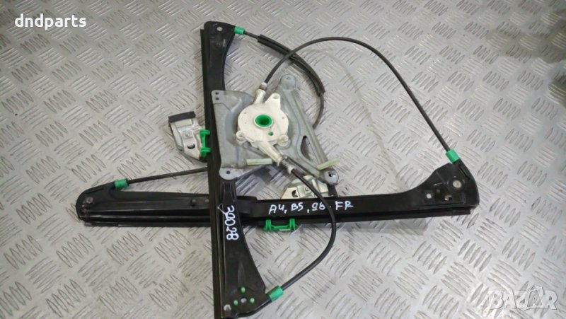 Стъклоповдигач врата Audi A4 B5 1998г.(преден десен)	, снимка 1