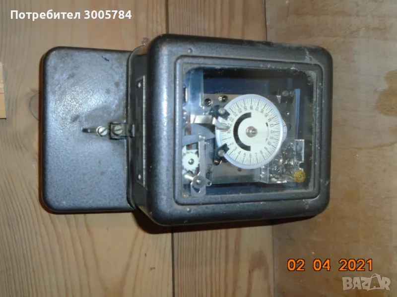 Продавам часовник за нощна ел. енергия., снимка 1