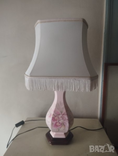 порцеланова настолна лампа, снимка 1