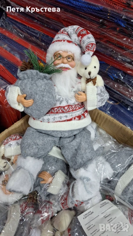 Технически характеристики   Материали: текстил, пластмаса; декорация от елхови клонки и шишарка Разм, снимка 1