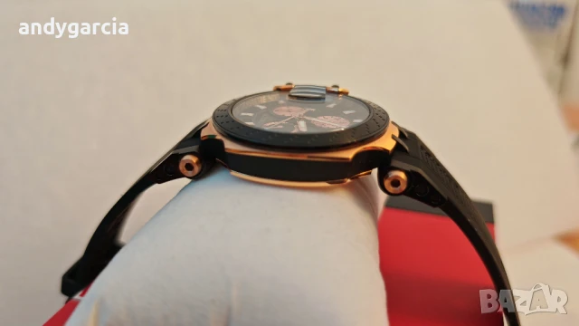 TISSOT T-RACE CHRONOGRAPH T115.417.37.051.00 перфектен с кутия 100% оригинален справка по SN, снимка 12 - Мъжки - 51327865