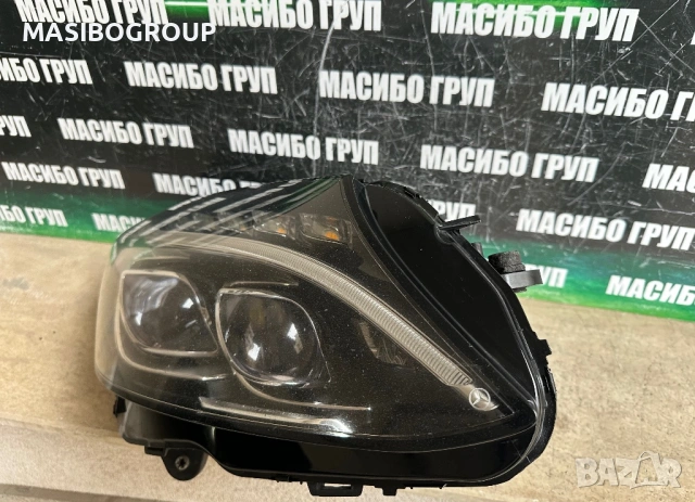 Фар десен фарове за Мерцедес C-класа Mercedes W205, снимка 3 - Части - 47786919