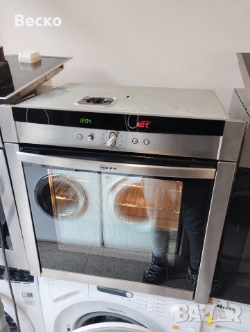 Фурна NEFF Slide&Hide потъваща врата, снимка 10 - Печки, фурни - 53811496