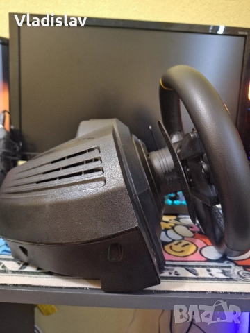 Волан Thrustmaster TX Racing Wheel Leather + Thrustmaster TH8S Shifter, снимка 3 - Джойстици и геймпадове - 51988945