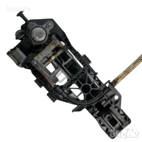 Предна дясна външна дръжка Volkswagen Passat (B7) 2010-2014 ID: 157085, снимка 2 - Части - 53153629