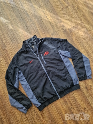 Страхотно мъжко яке горнище NIKE размер М, снимка 3 - Спортни дрехи, екипи - 52270495